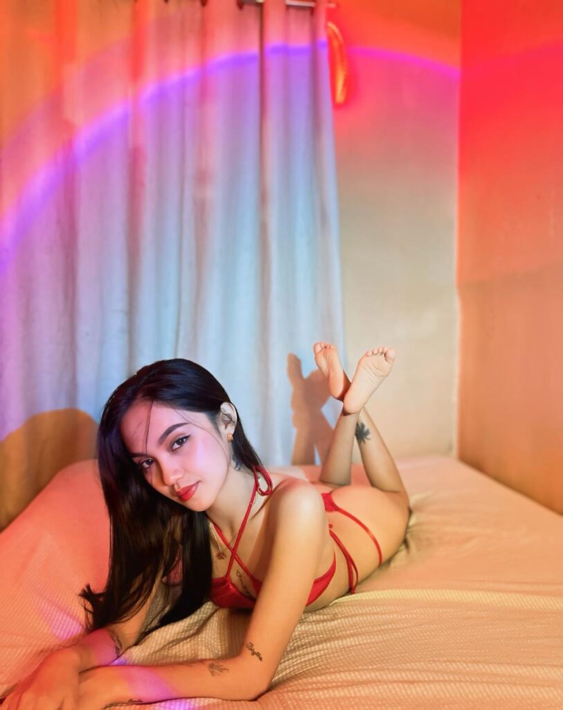 Ivy, professional nuru massage therapist